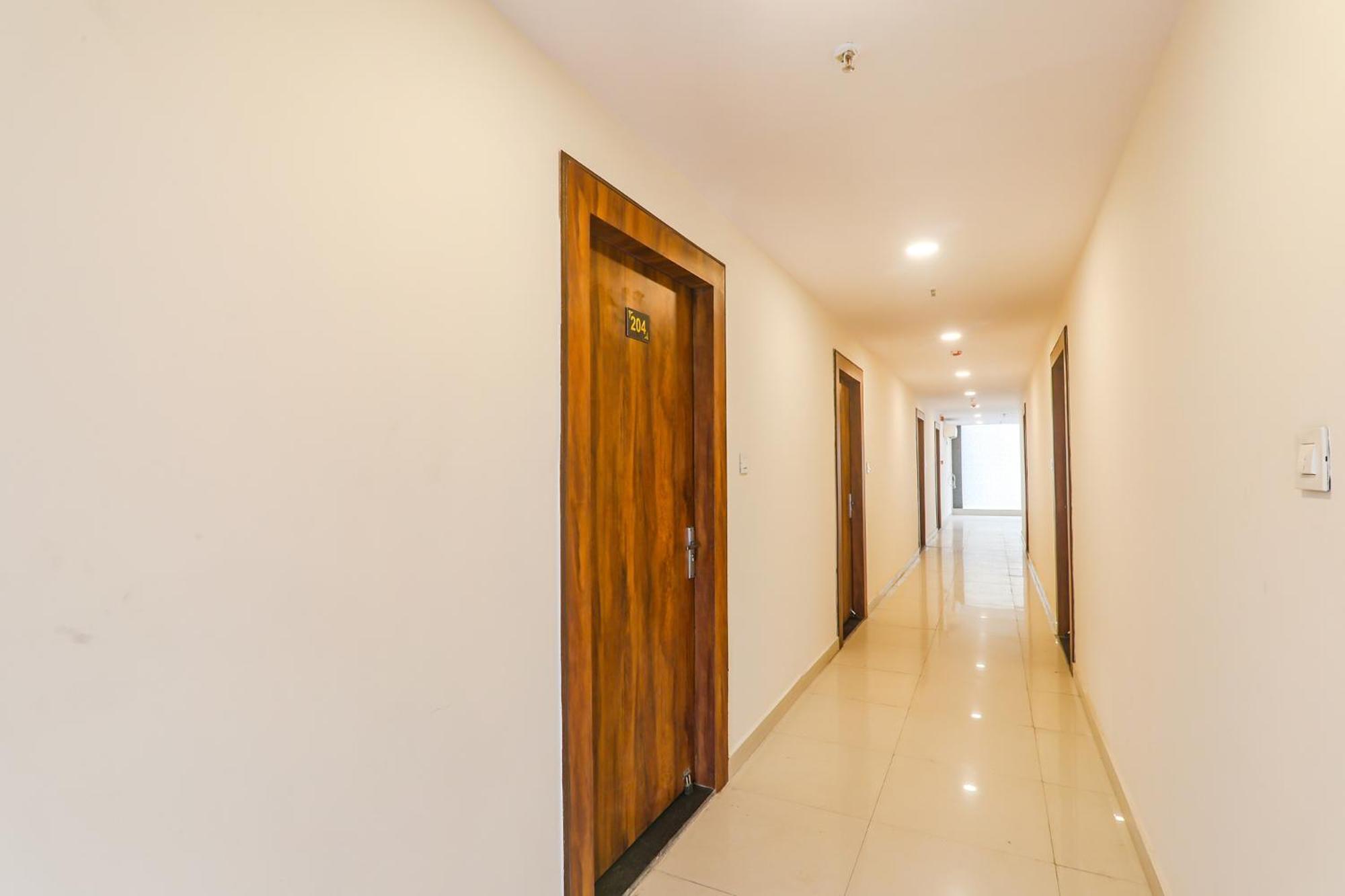 לקנאו Fabhotel Rachna Palace And Banquets - Nr Lekhraj Metro Station מראה חיצוני תמונה