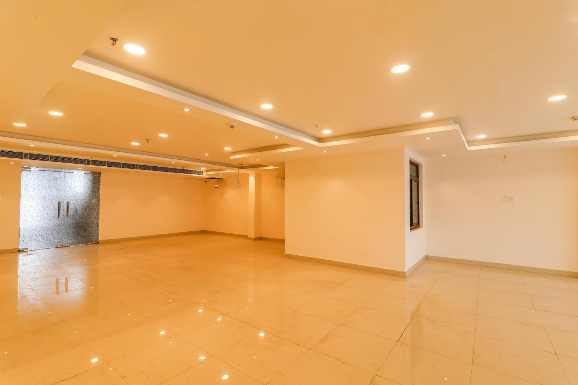לקנאו Fabhotel Rachna Palace And Banquets - Nr Lekhraj Metro Station מראה חיצוני תמונה