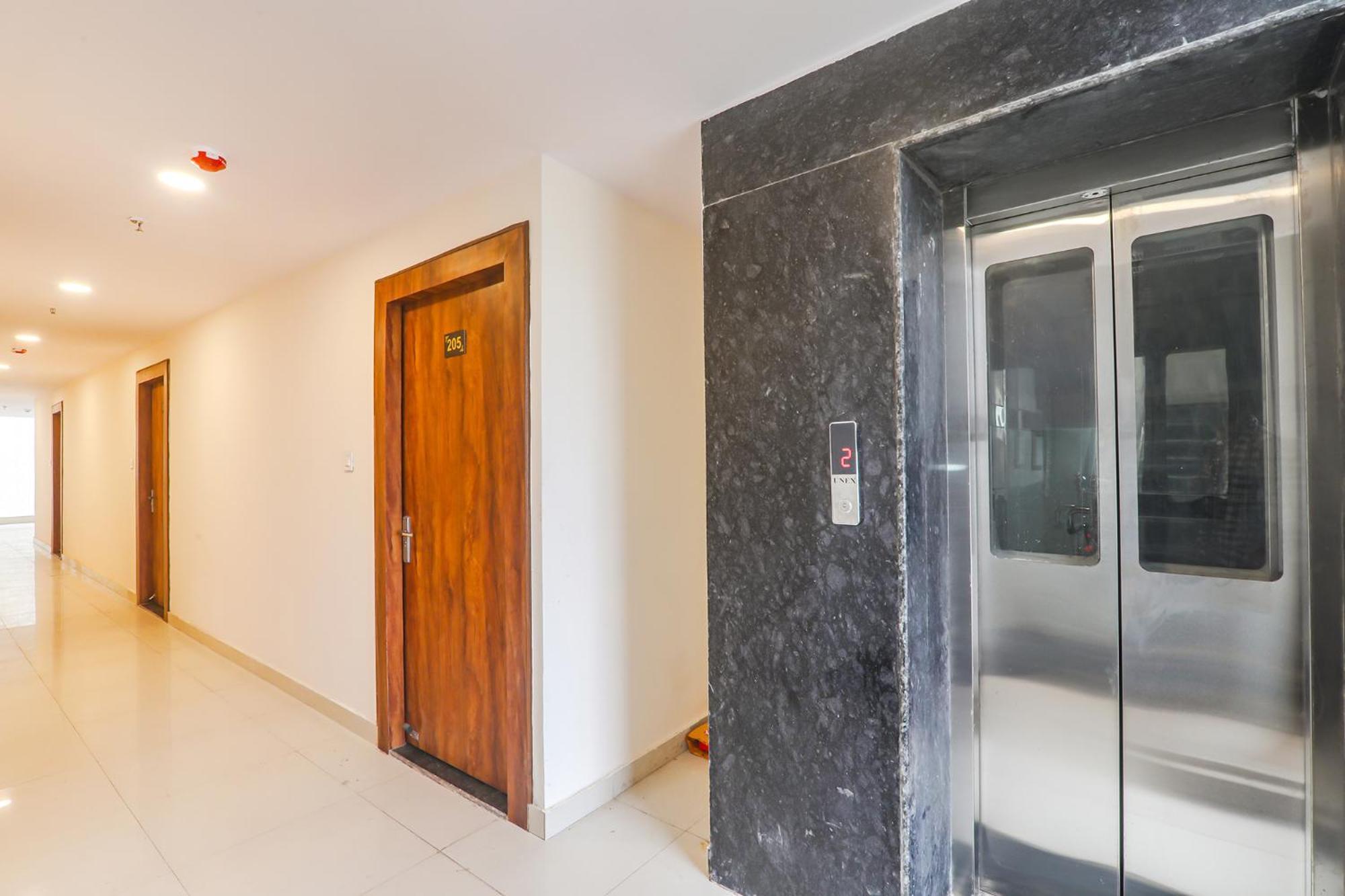 לקנאו Fabhotel Rachna Palace And Banquets - Nr Lekhraj Metro Station מראה חיצוני תמונה